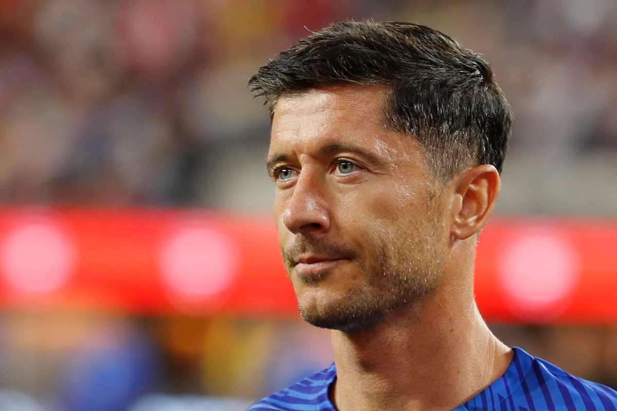 Lewandowski via? Barcellona su Julian Alvarez