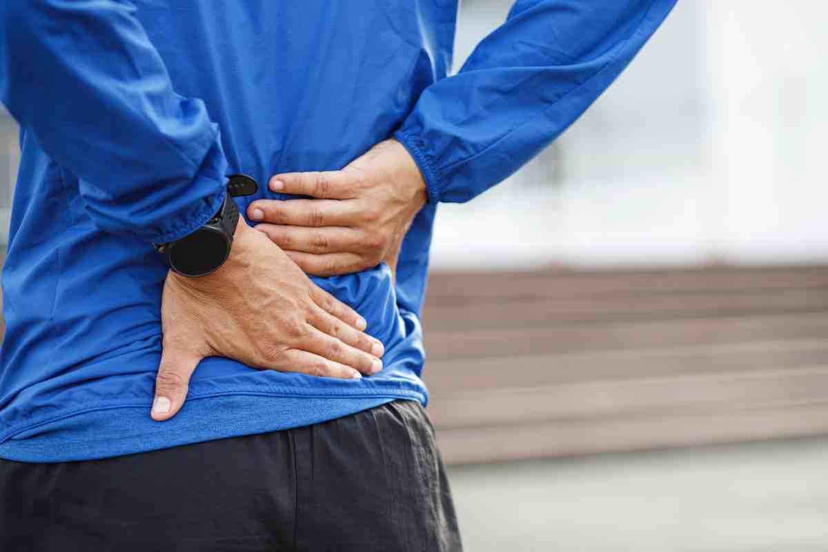 Come combattere il mal di schiena con i rimedi naturali